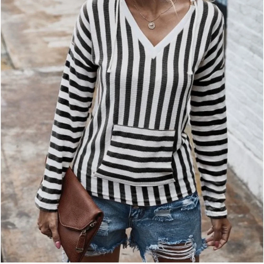 NEW•S-L•SOUL SUNRISE NY TO LA KNIT STRIPED HOODED POCKET SWEATER - Picture 5 of 7